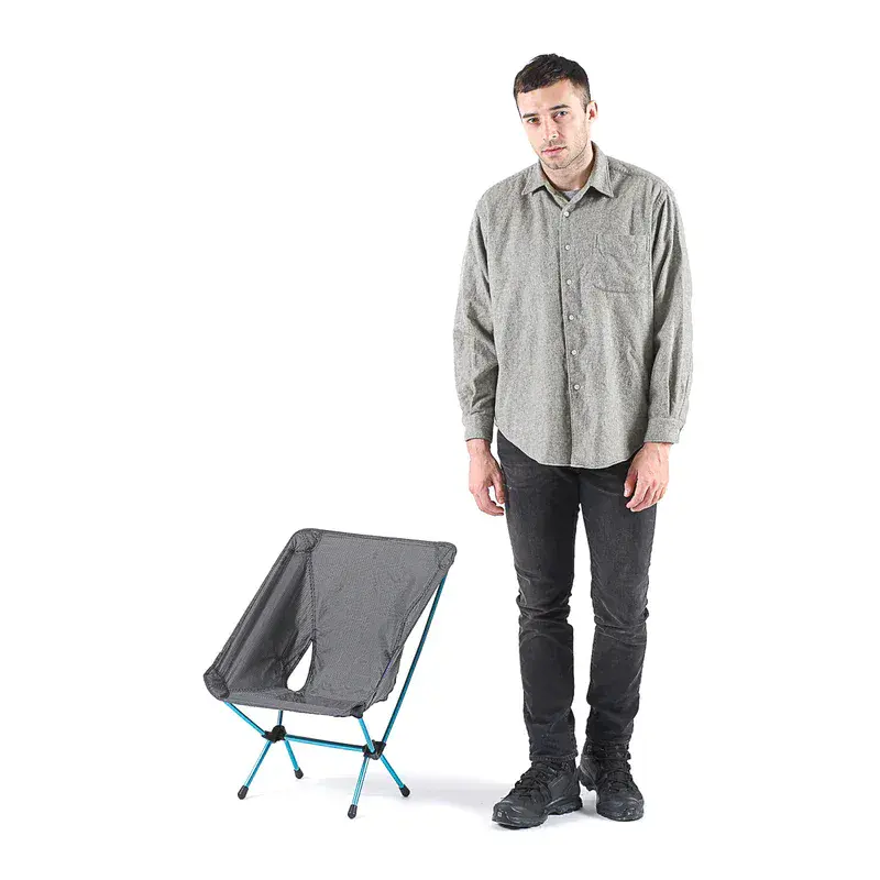 Helinox Ultra Lightweight Chair Zero - Black - Image 4