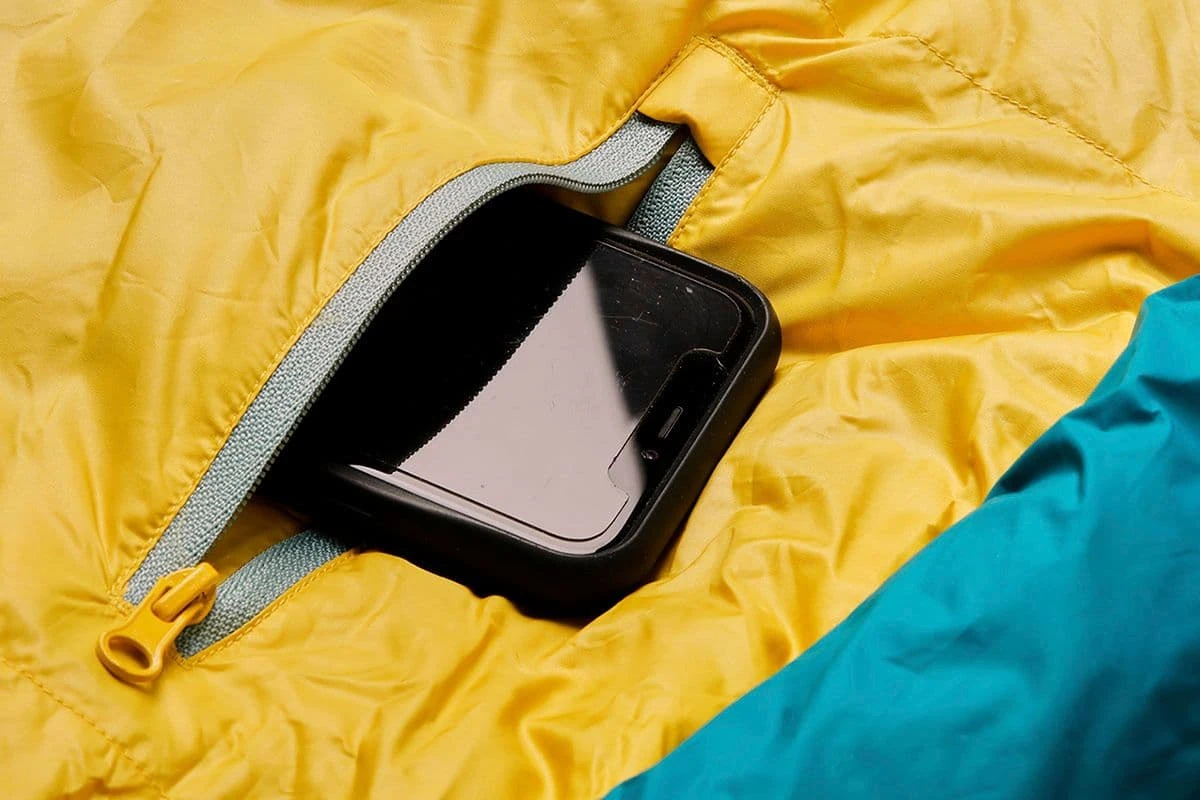 Kelty Cosmic 20 Degree 550 Down Womens Sleeping Bag - Image 3