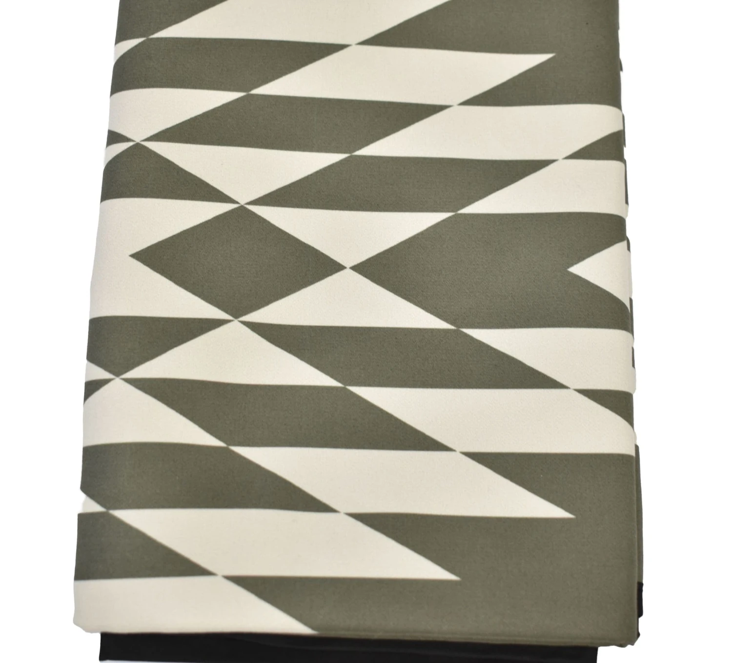 Slowtide Chico Quick-Dry Park Blanket- Army Green - Image 3