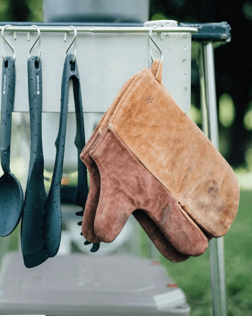 Snow Peak Camper's Mittens - Image 4