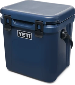YETI Roadie 24 Cool Box - Navy